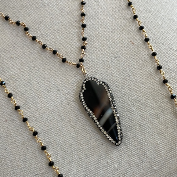 Black crystal and glass rhinestone statement set - Picture 2 of 6